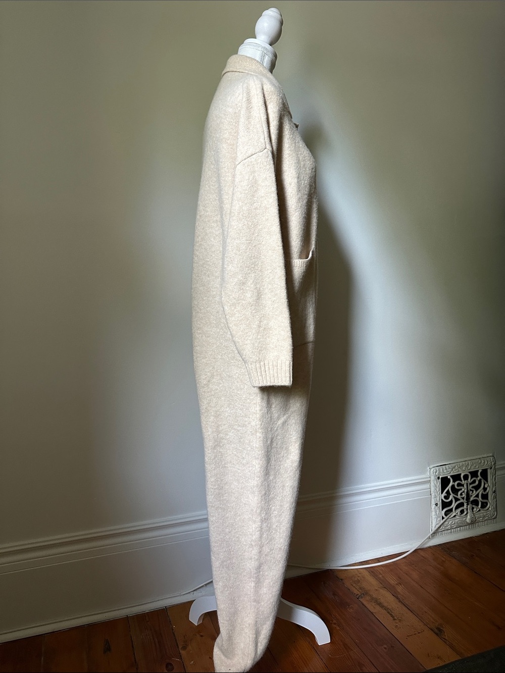 NWT SMASH + TESS Florence Fleece Collared Oversized Jumpsuit in Birch Med/Large - Picture 4 of 8